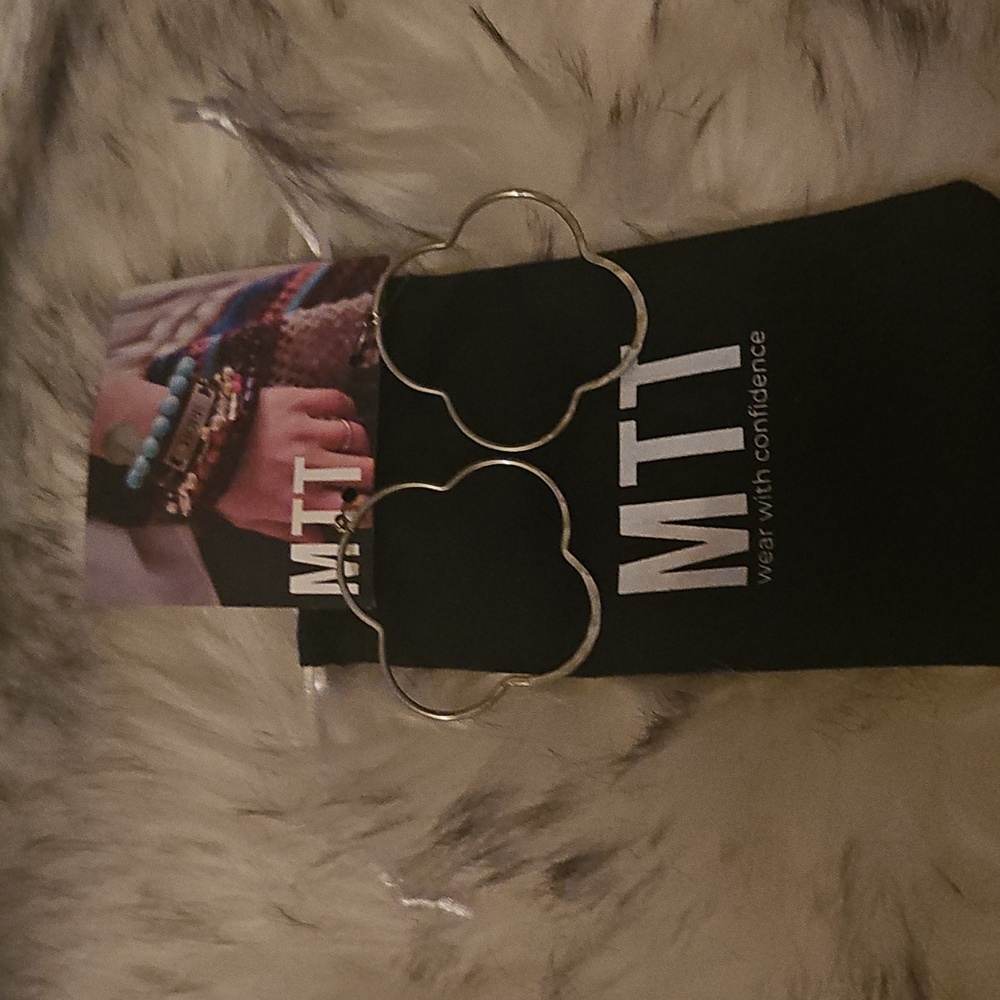 MTT Silver Floral Hoop Earrings